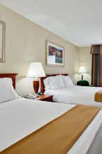 Hotel Holiday Inn Express Hotel & Suites Santa Clarita photo 2