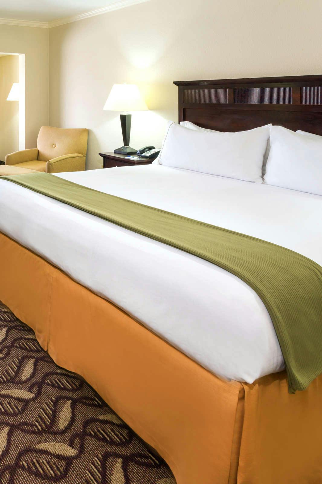 Holiday Inn Express Lompoc