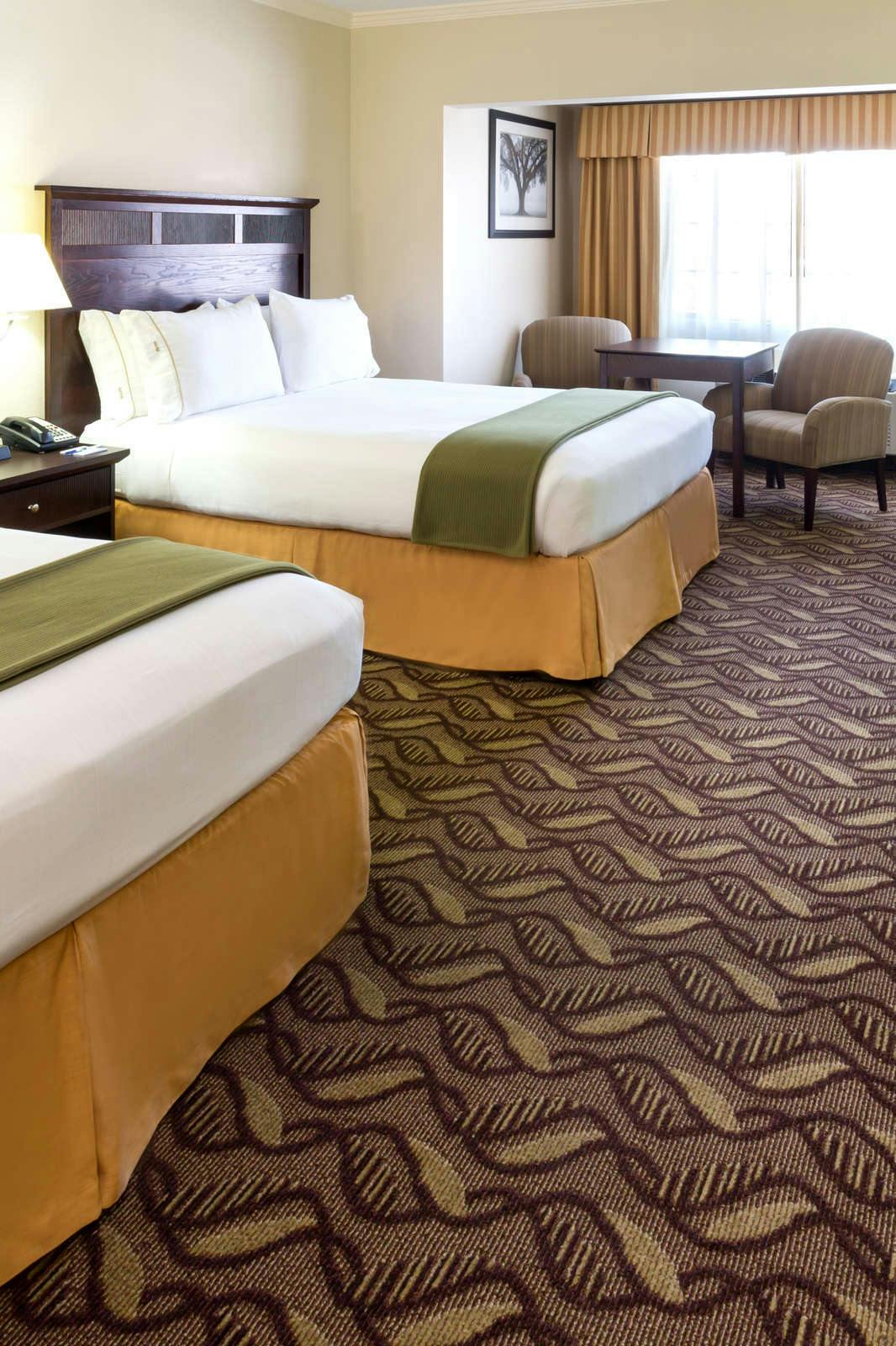 Hotel Holiday Inn Express Lompoc photo 2