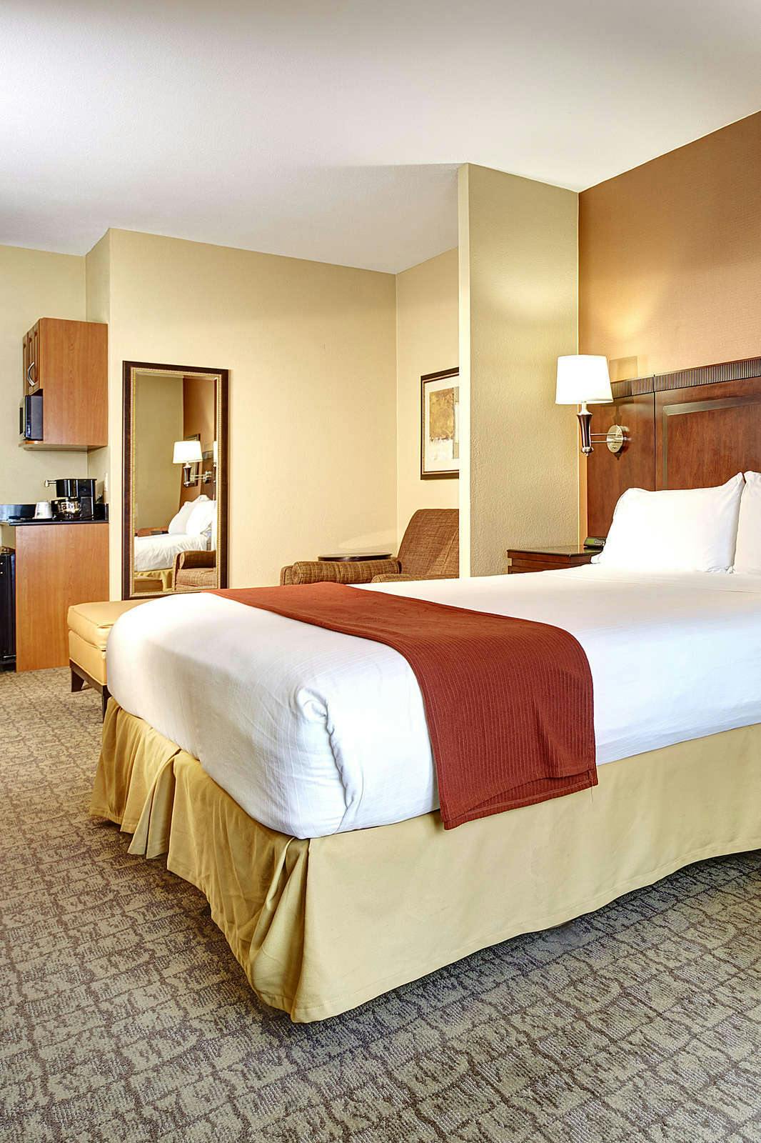 Hotel Holiday Inn Express Hotel & Suites San Diego Sorrento Valley photo 3