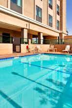 Hotel Holiday Inn Express Los Angeles Airport photo 1