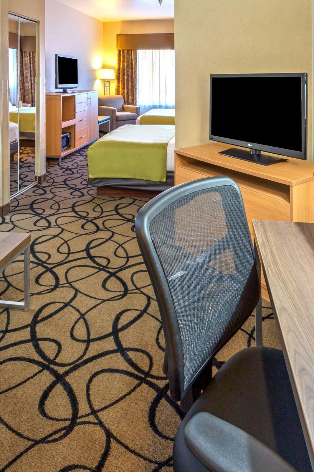 Hotel Holiday Inn Express & Suites HENDERSON photo 5