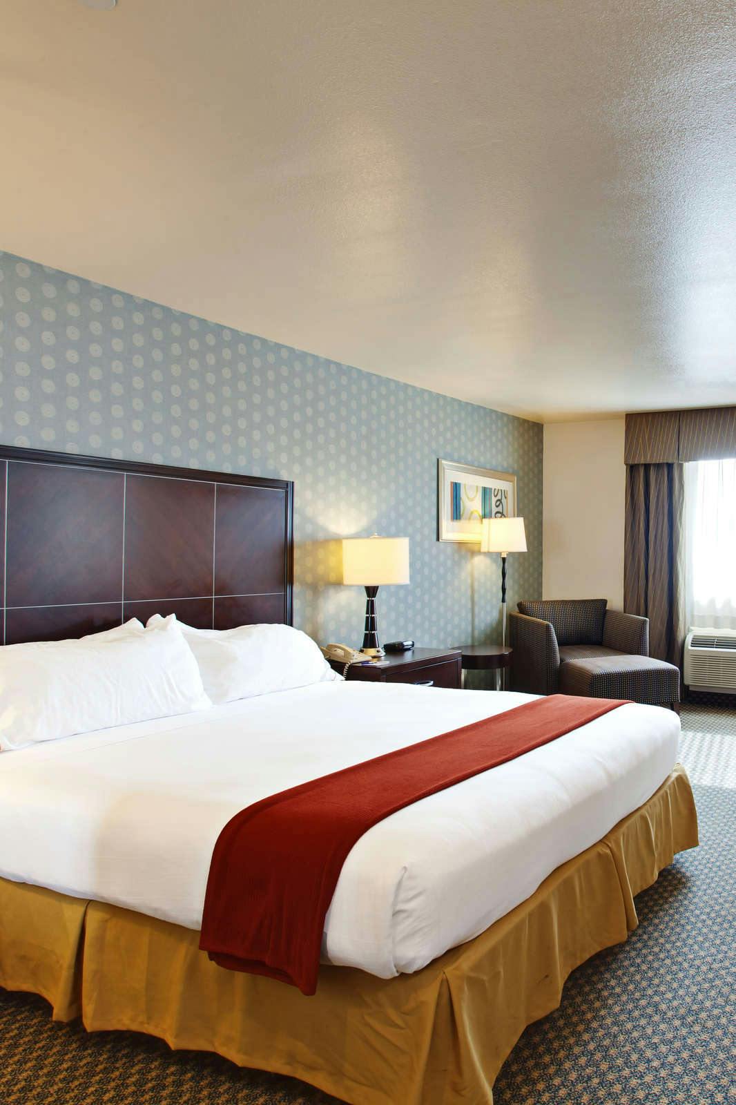 Hotel Holiday Inn Express Hotel & Suites Hermosa Beach photo 2