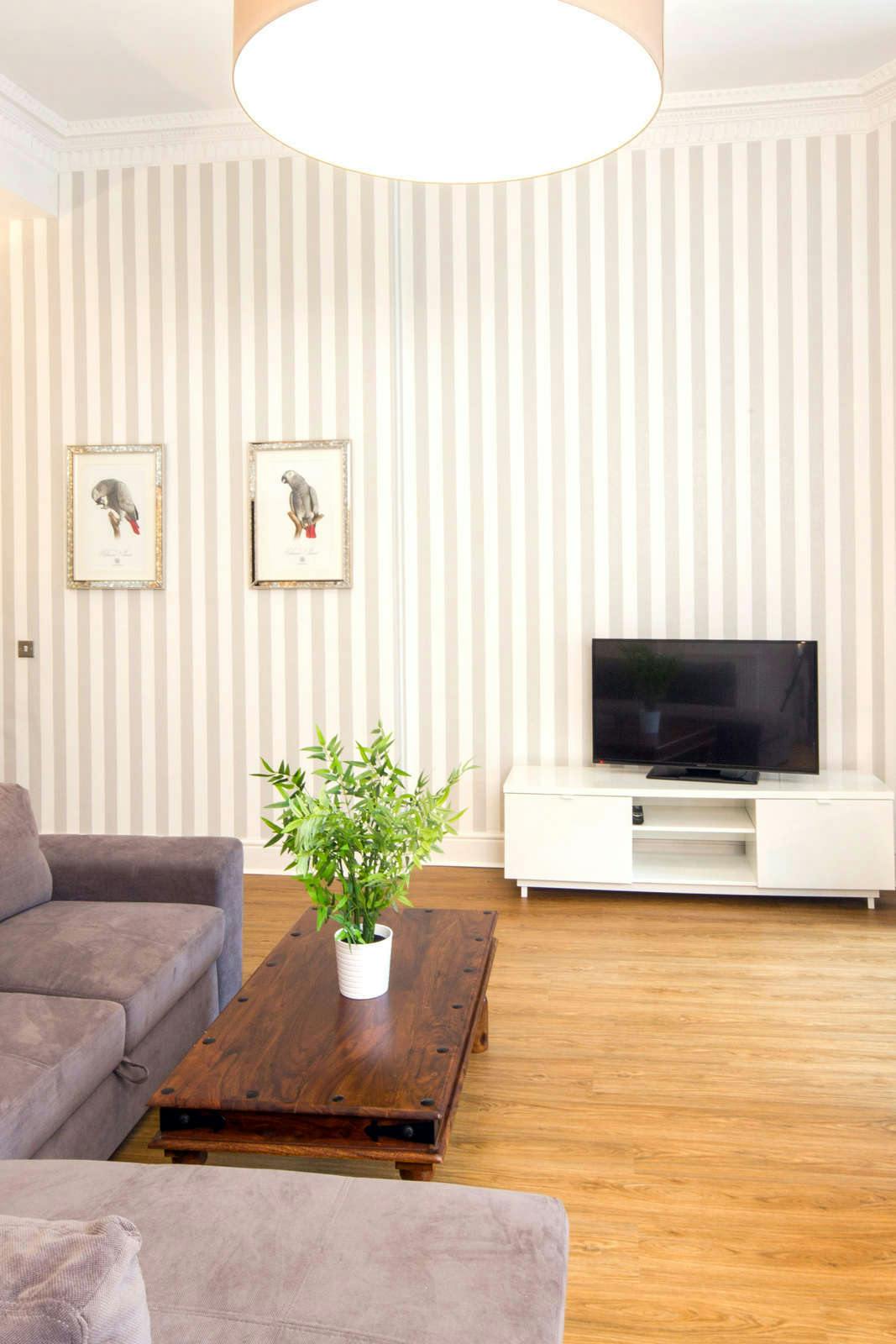 Hotel Edinburgh Castle Apartments and Suites photo 4