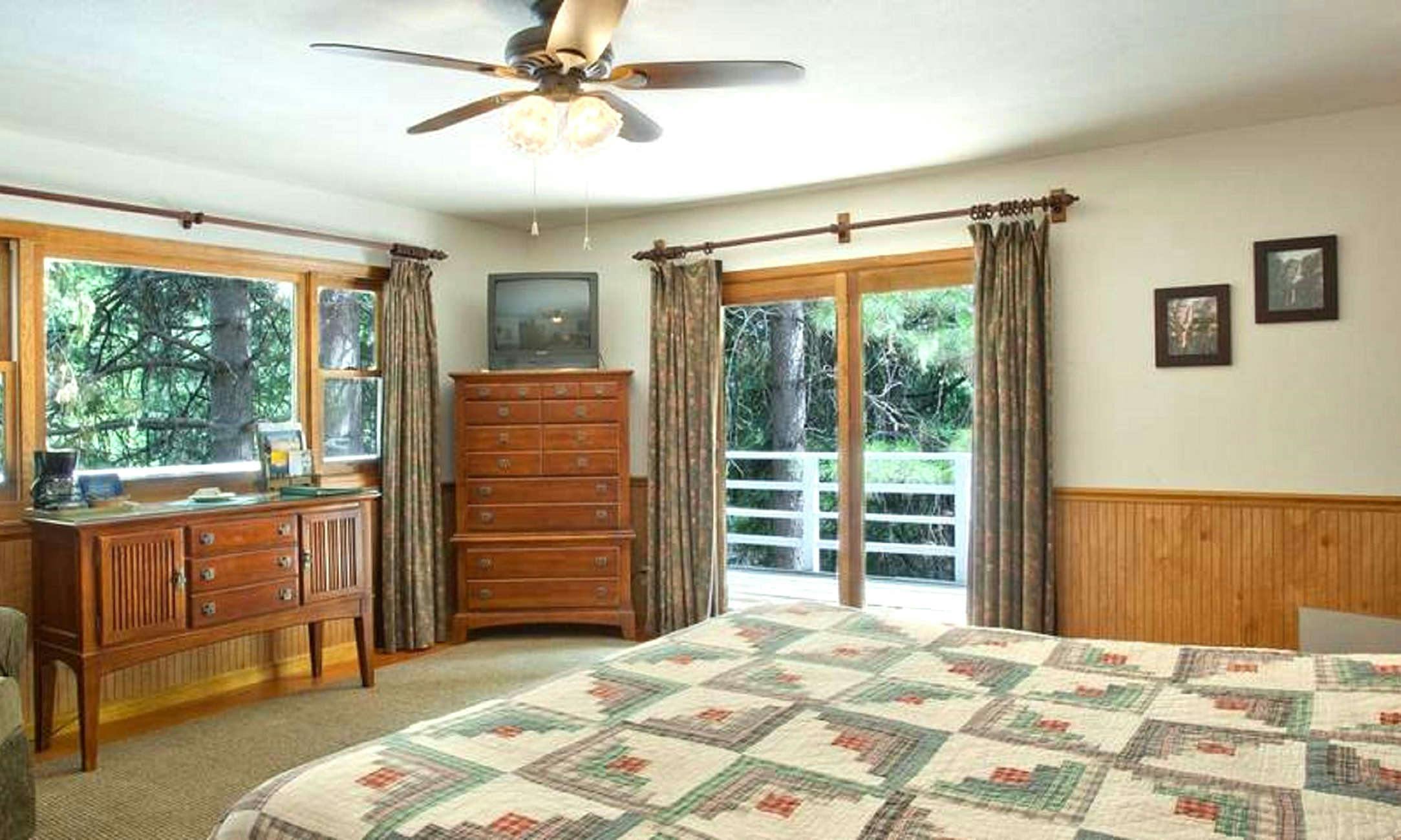 Hotel Narrow Gauge Inn photo 2