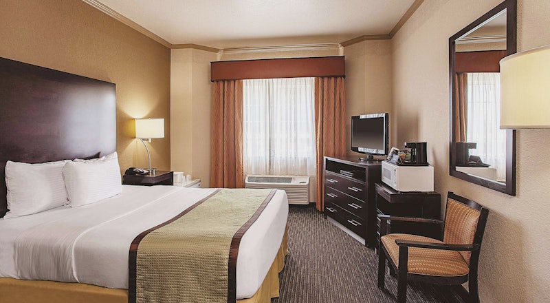 Last Minute Hotel Deals In Davis Hoteltonight