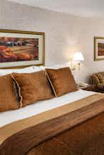 Hotel Ramkota Watertown photo 2