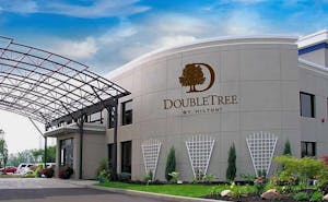 DoubleTree by Hilton Hotel Buffalo - Amherst