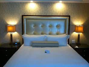 Hotel Town & Country Inn and Suites photo 4