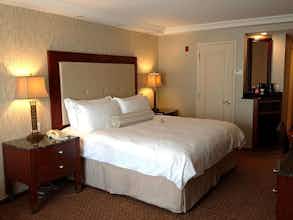 Hotel Town & Country Inn and Suites photo 5