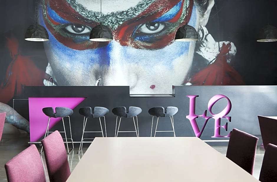 Hotel Comfort Hotel Square photo 3