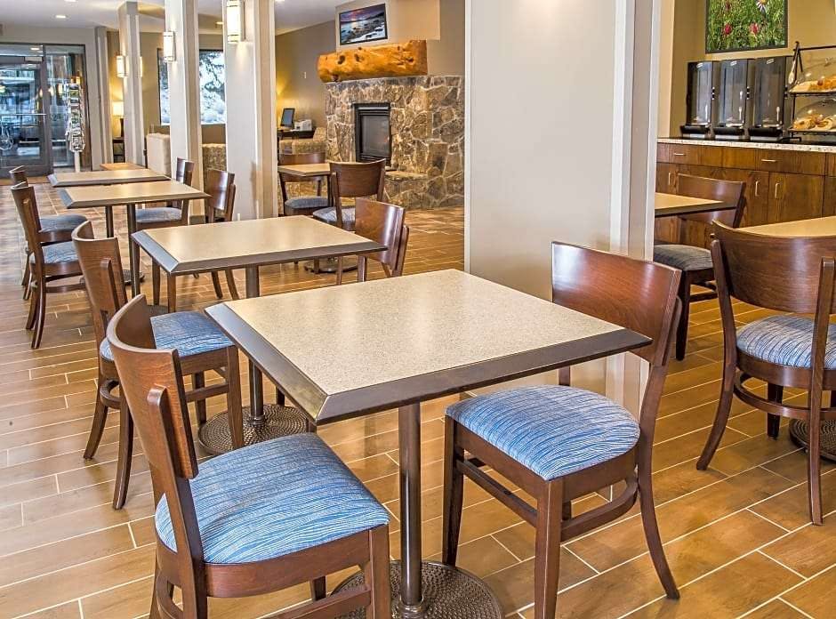 Hotel Whitefish Riverfront Hotel photo 1