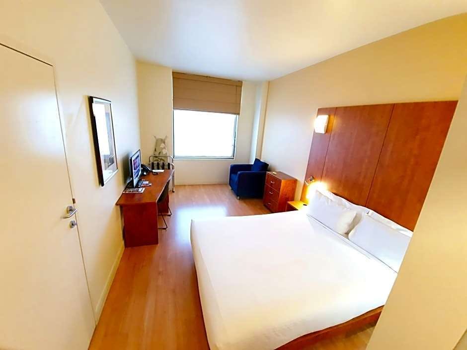 Hotel Ramada Encore Dandenong photo 5