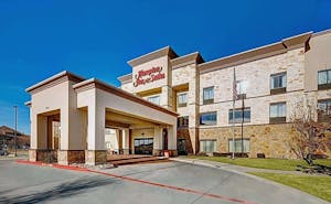 Hampton Inn & Suites Mansfield, TX