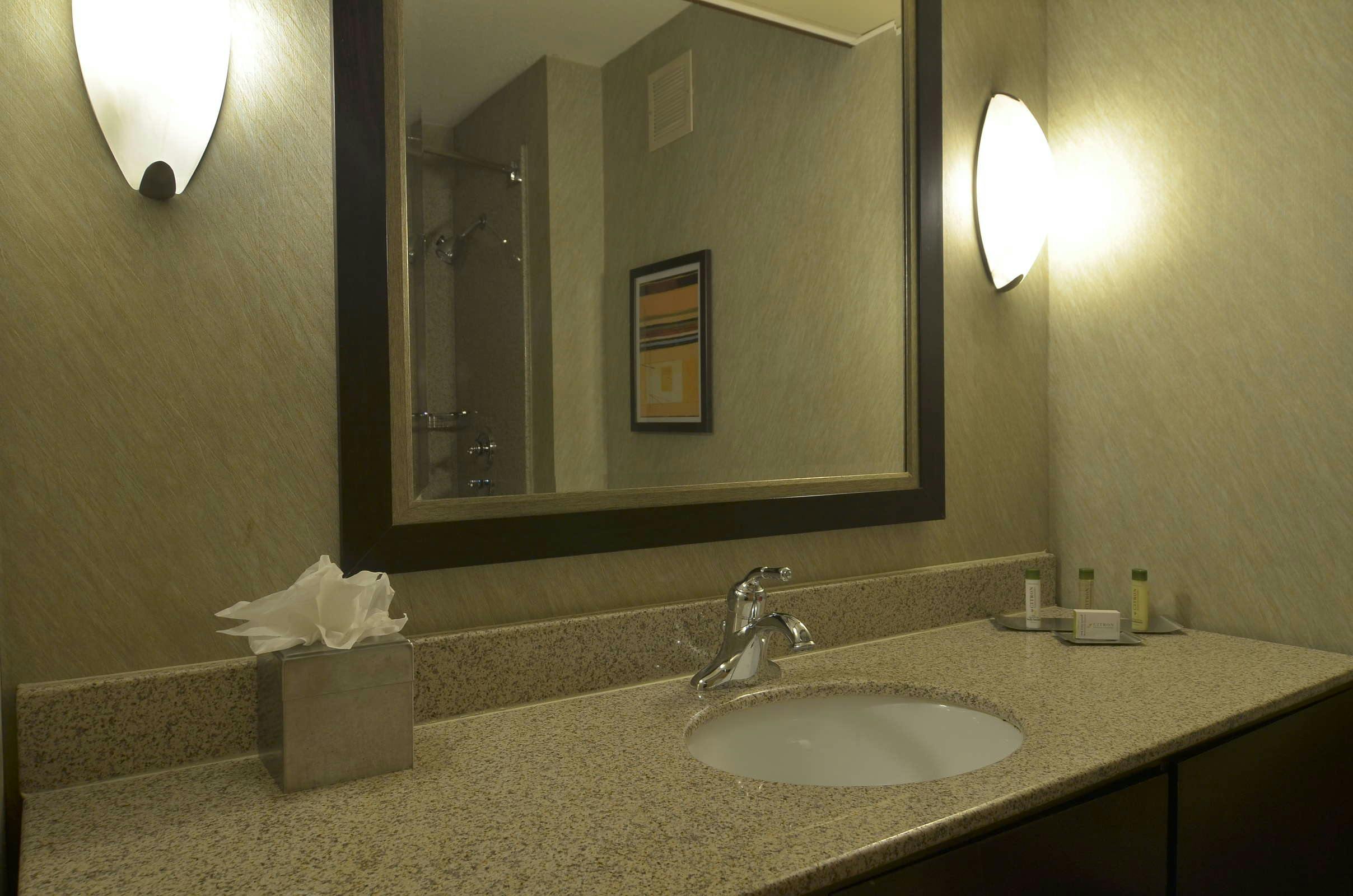 Hotel DoubleTree by Hilton Hotel Houston Intercontinental Airport photo 4