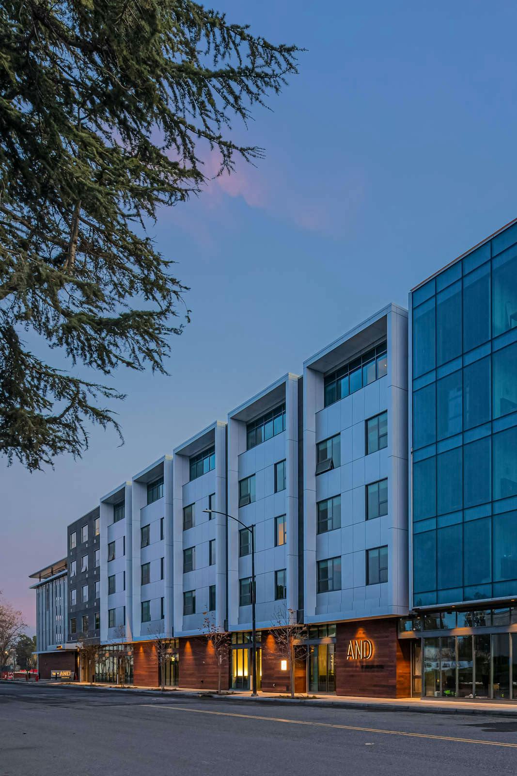 Hotel Shashi Hotel Mountain View, an Urban Resort photo 4