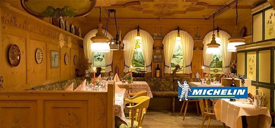 Hotel Romantik Hotel Schweizerhof photo 5