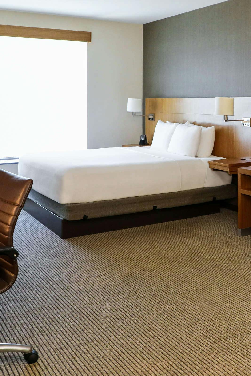 Hotel Faro Blanco Resort & Yacht Club photo 1