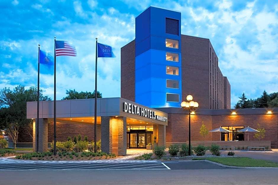 Delta Hotels by Marriott Minneapolis Northeast