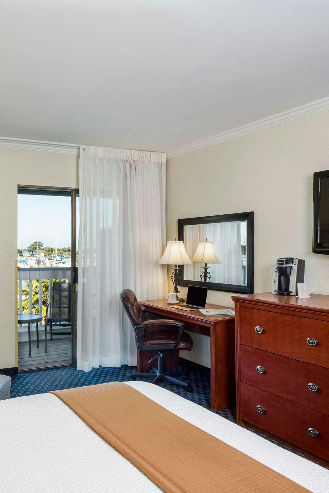 Hotel The Marina Inn on San Francisco Bay photo 3