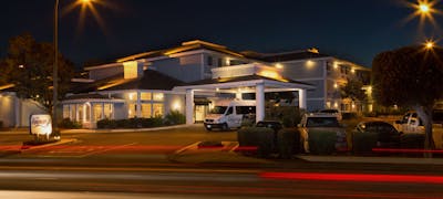 The Marina Inn on San Francisco Bay