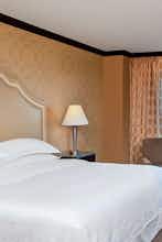 Hotel Sheraton Myrtle Beach photo 2