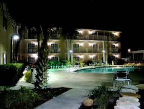 Hotel Palmera Inn and Suites photo 2