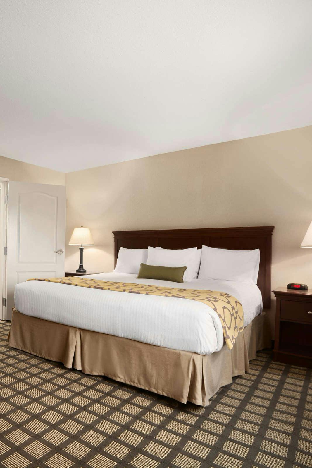 Hotel Baymont by Wyndham Odessa photo 4