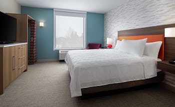 Home2Suites Des Moines at Drake University