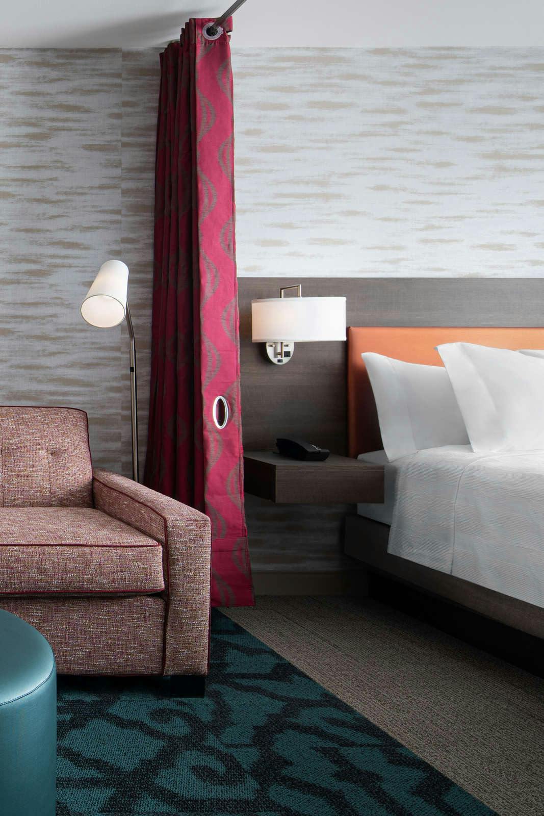 Hotel Home2Suites Des Moines at Drake University photo 4