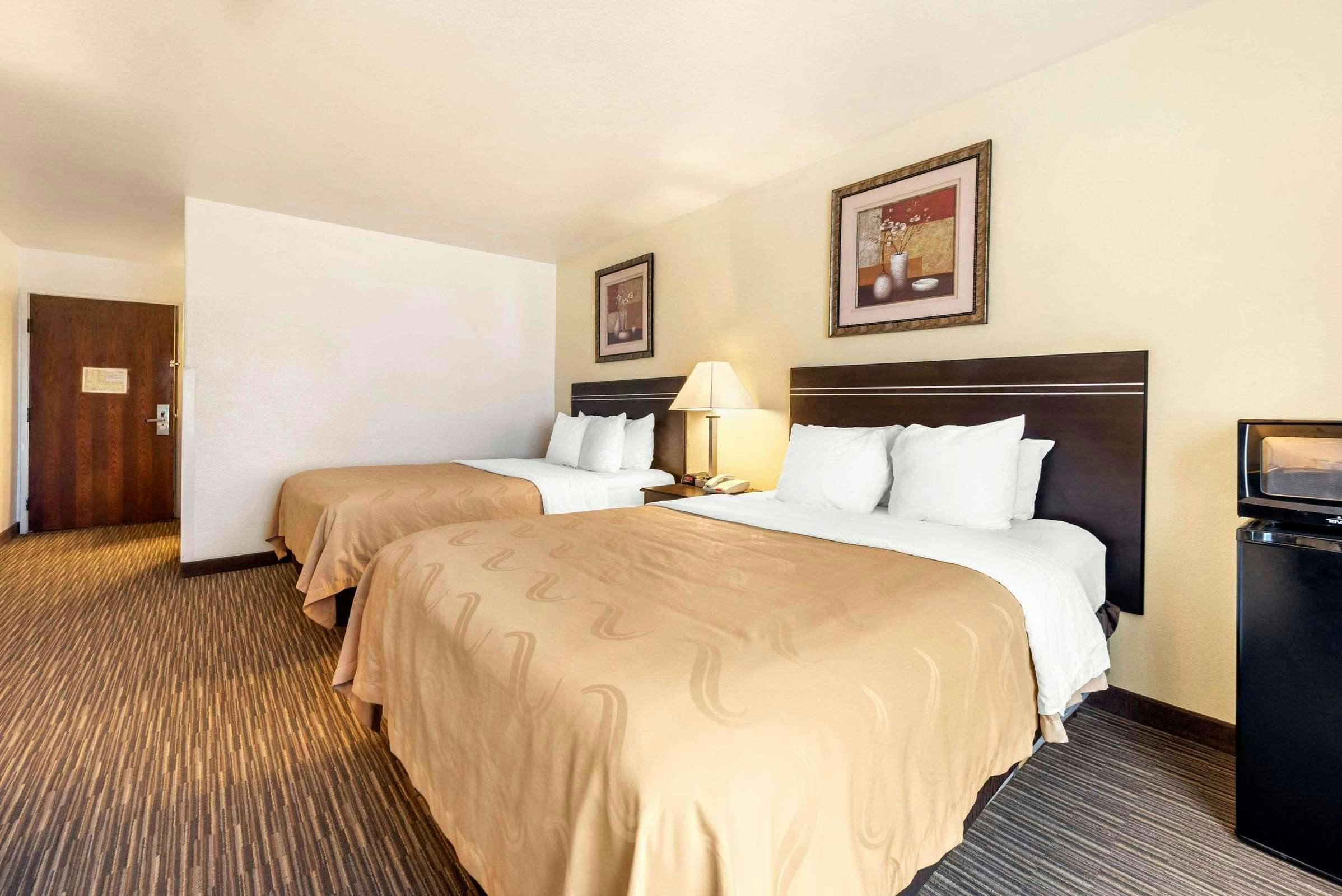 Hotel Quality Inn And Suites Limon photo 2