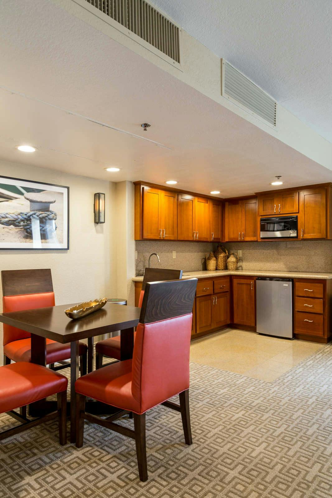 Hotel Coronado Beach Resort photo 2