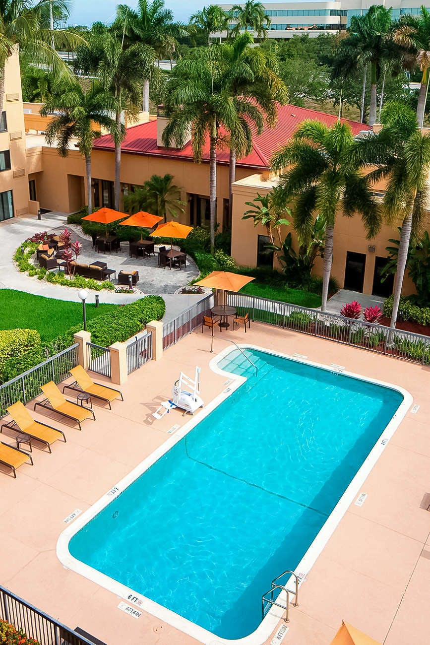 Hotel Sonesta Select Boca Raton Town Center photo 1