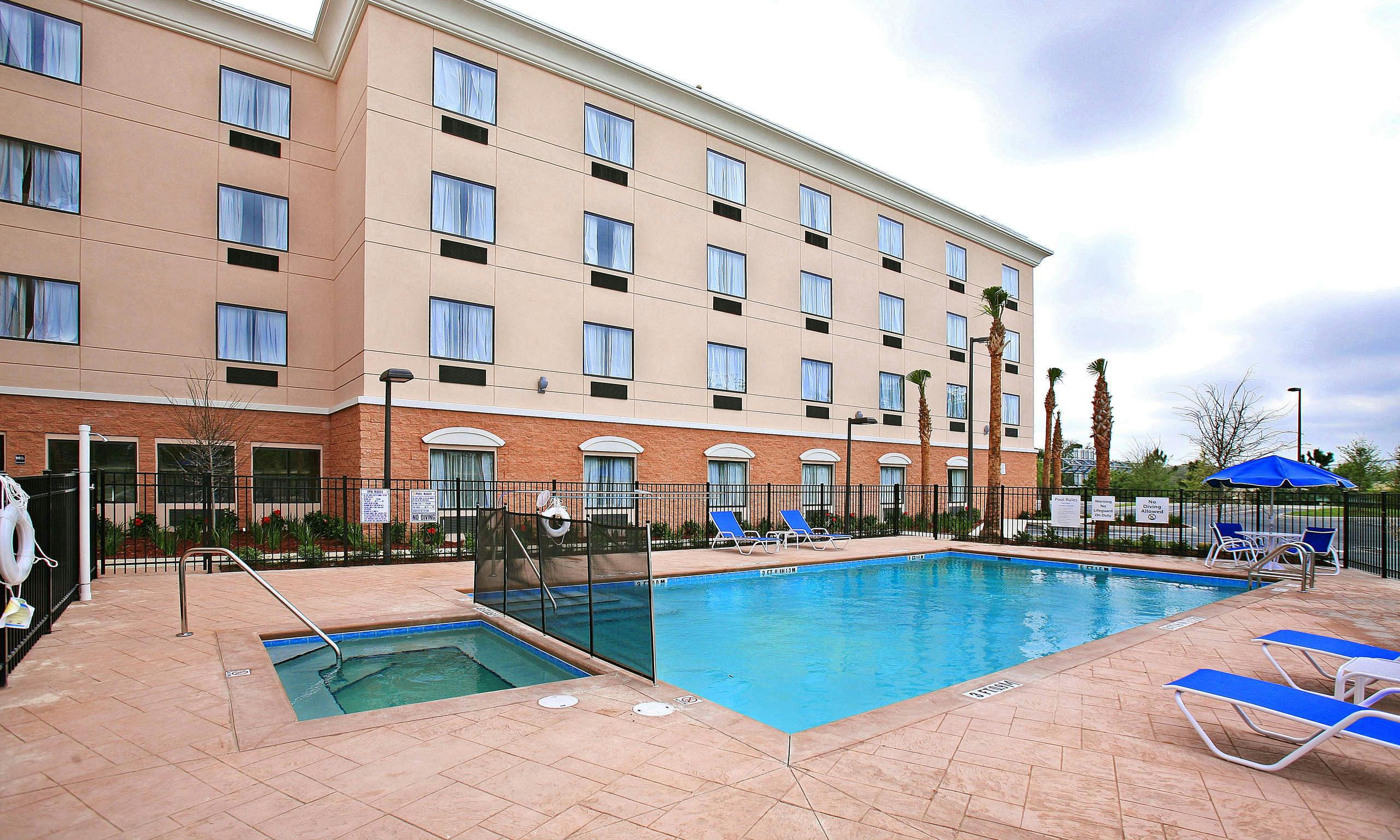 Holiday Inn Express Hotel & Suites Orlando Ocoee East