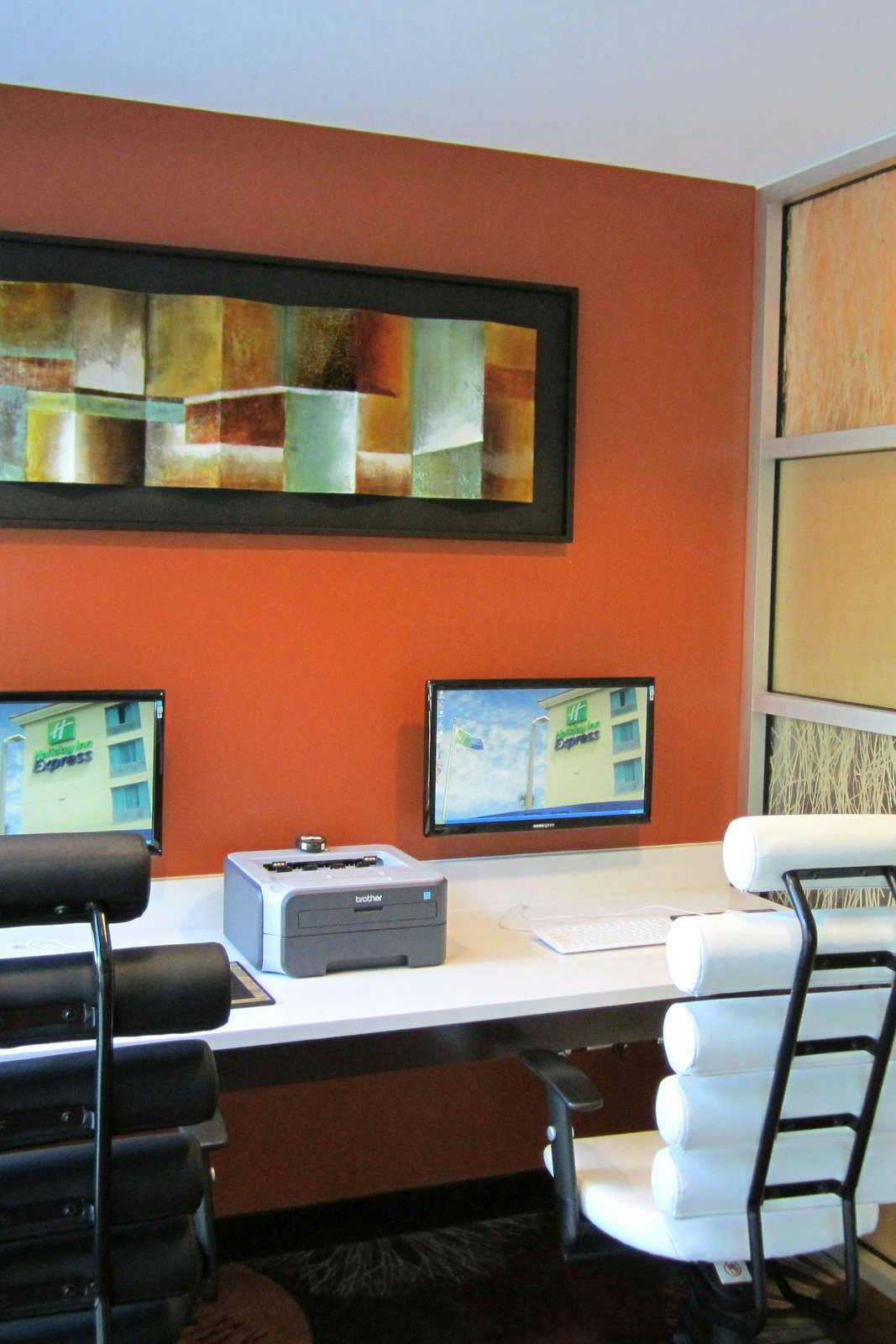 Hotel Holiday Inn Express Ft. Lauderdale Cruise-Airport photo 3