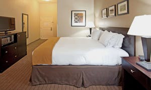 Holiday Inn Express Hotel & Suites Rancho Mirage