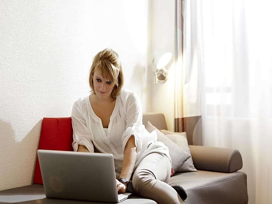 Hotel Novotel Mechelen Centrum photo 3