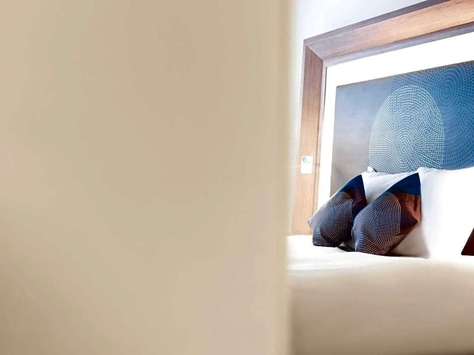 Hotel Novotel Mechelen Centrum photo 4