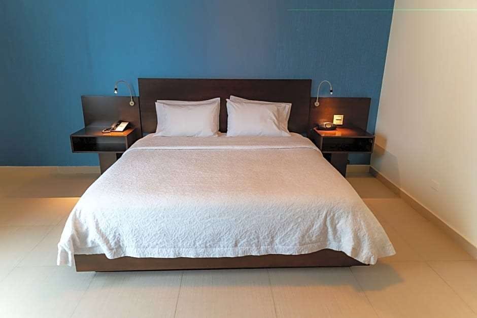 Hotel Hampton by Hilton Panama photo 5