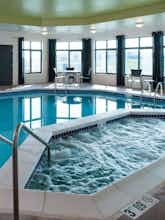 Hotel Holiday Inn Express Hotel & Suites Kansas City Airport photo 3