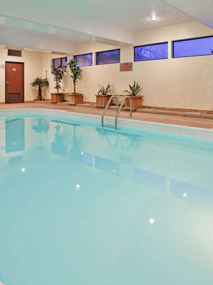 Hotel Holiday Inn Express Osage Beach Lake Of The Ozarks photo 1