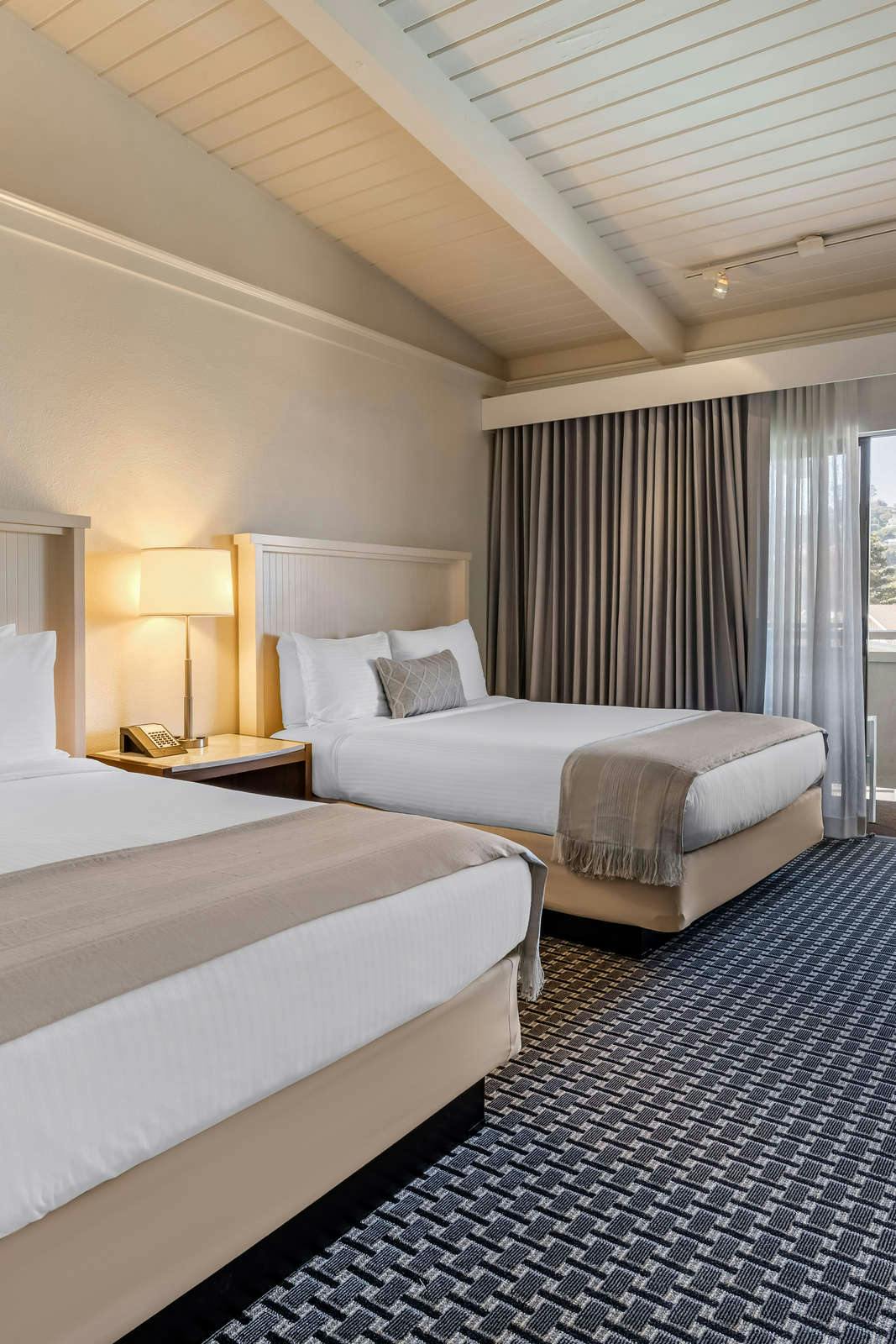 Hotel The Lodge at Tiburon photo 4