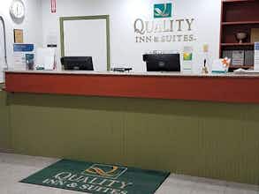 Hotel Quality Inn & Suites Bainbridge Island photo 5
