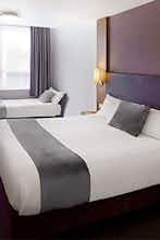 Hotel Orchid Epsom, Sure Hotel Collection By Best Western photo 3