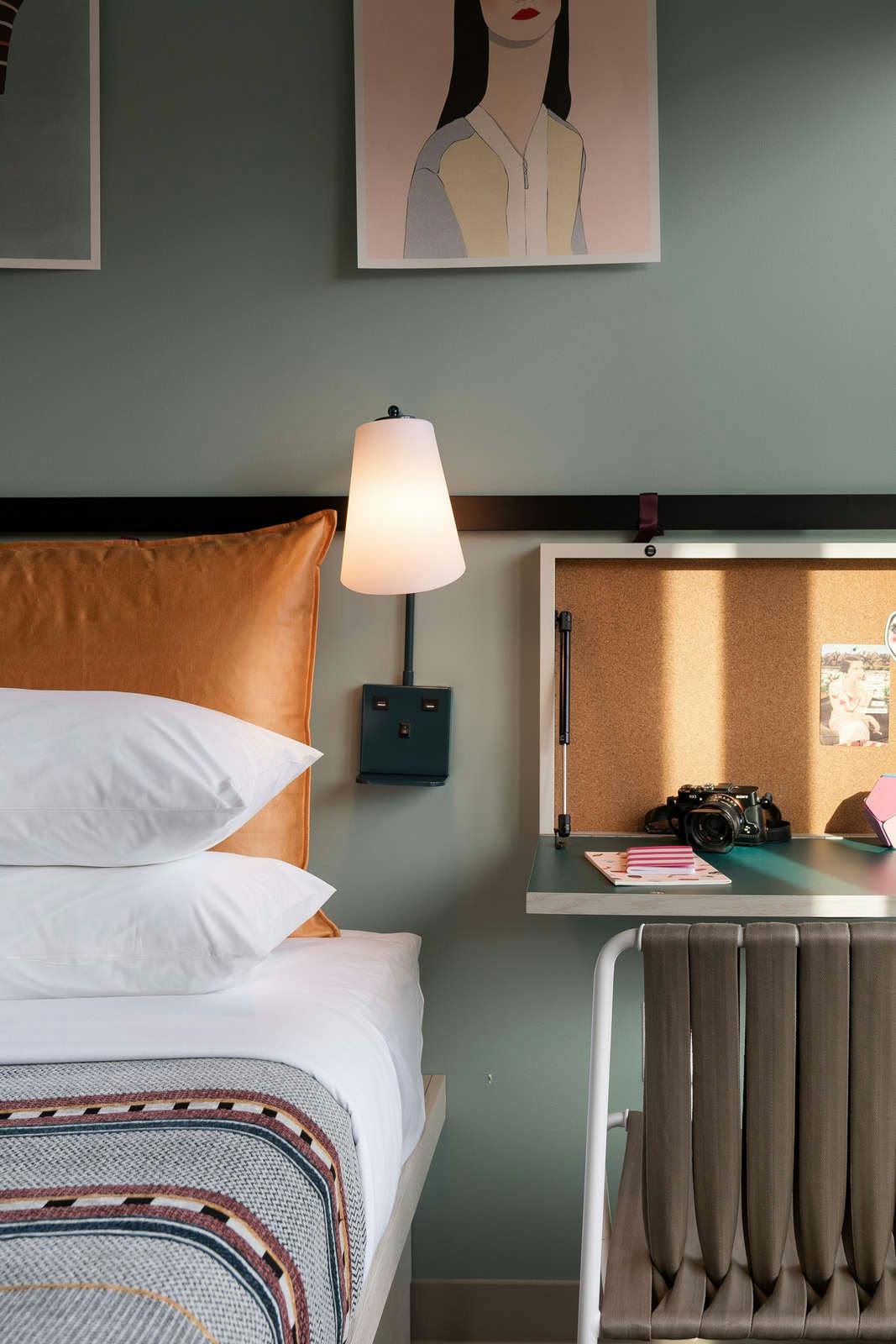 Hotel Moxy Portland Downtown photo 3