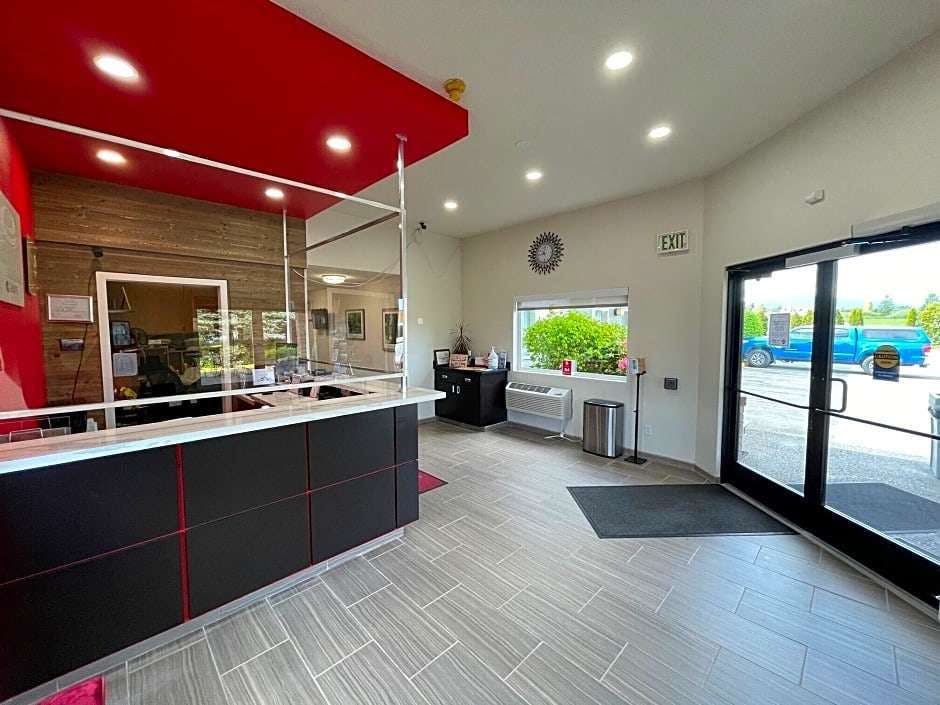 Hotel Econo Lodge Sequim photo 1