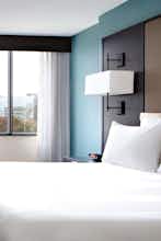 Hotel Houston Marriott Westchase photo 2