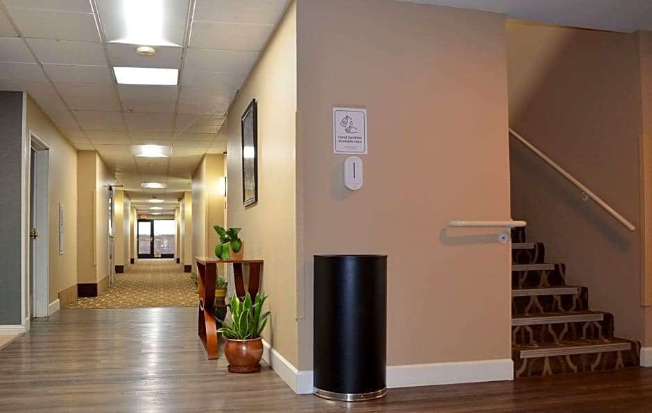 Hotel Comfort Suites Tulare Sequoia Gateway photo 3