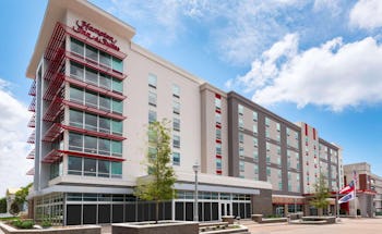 Hampton Inn & Suites Atlanta Buckhead Place