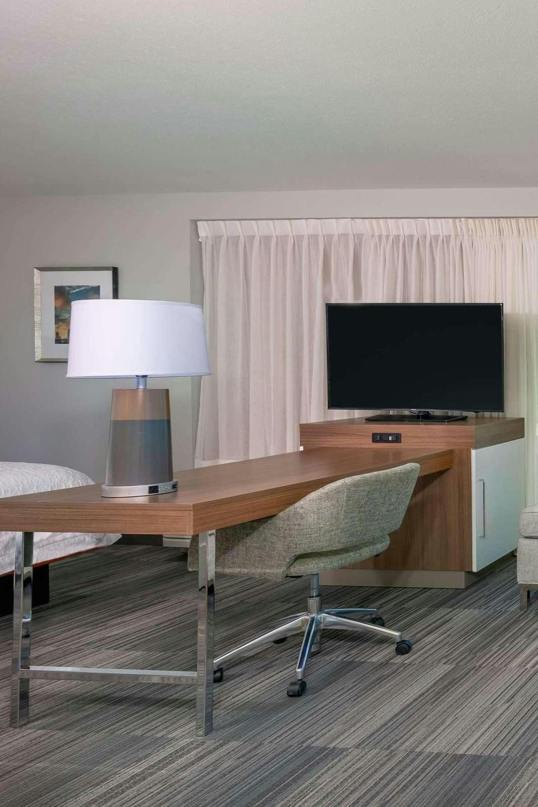 Hotel Hampton Inn & Suites Atlanta Buckhead Place photo 2